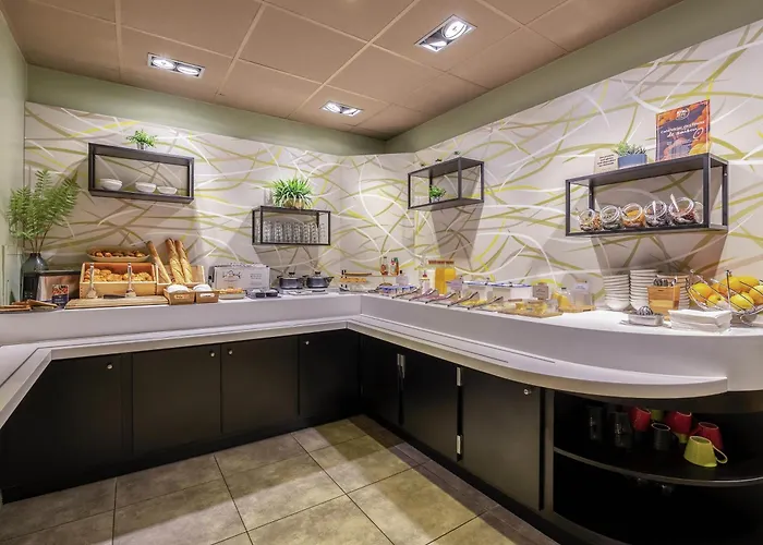 Hotel Ibis La Rochelle Centre Historique